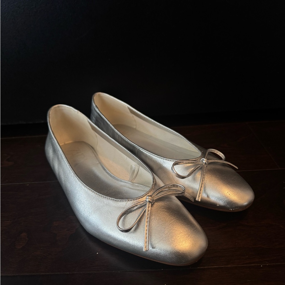 Zara Metallic Silver Flats with Bow